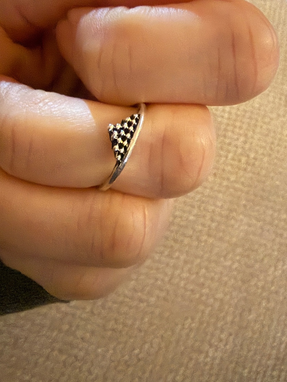 Silver Chevron Dot Accent knuckle Ring